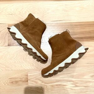 SOREL Kinetic Impact Short Suede Fur Lined Ankle Boots Booties size 5.5